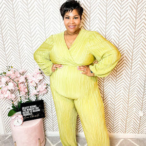 Meet your Posher, Raina h.